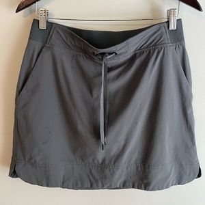 Athleta skirt with mesh shorts underneath size 8